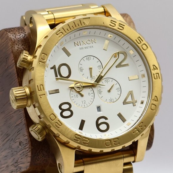 NIXON- Gorgeous 51-30 Goldielocks! SO FRESH NWOT- Full Set - Extra Links & Sexy! - Picture 3 of 15